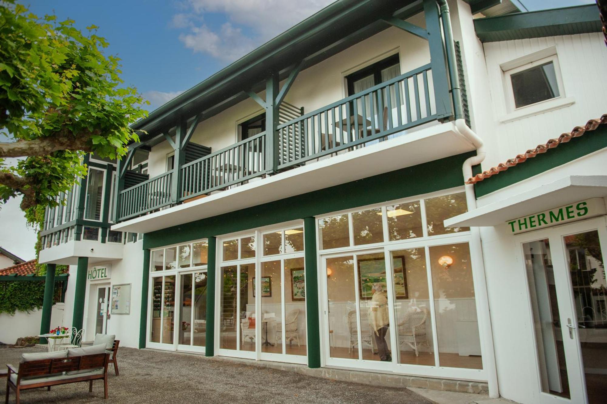 Logis Thermal Saubusse Exterior photo